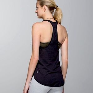 105 singlet lululemon